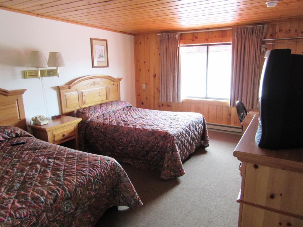Travelers Lodge West Yellowstone Phòng bức ảnh